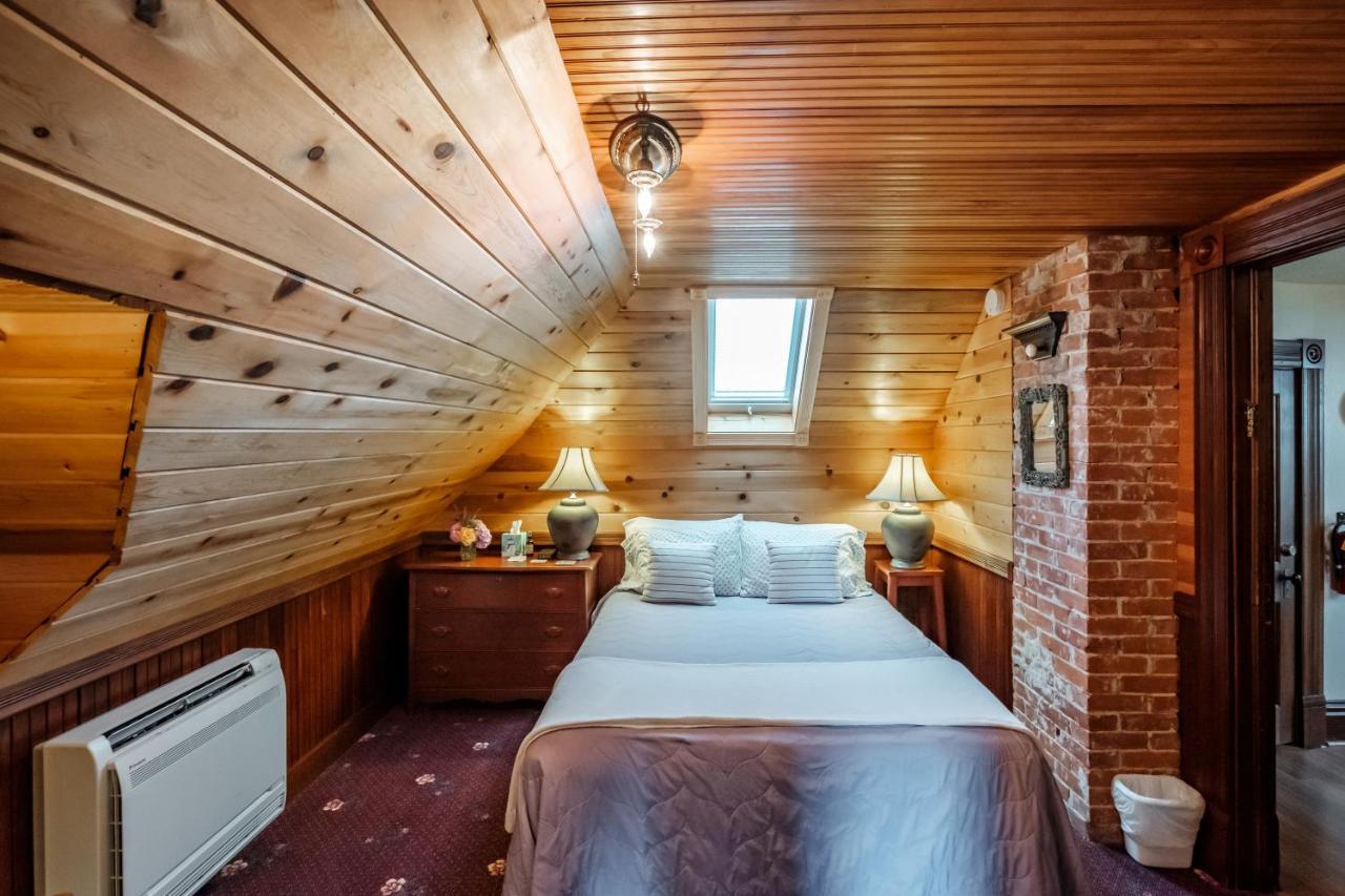 Monmouth Mamere'S Guest House מראה חיצוני תמונה
