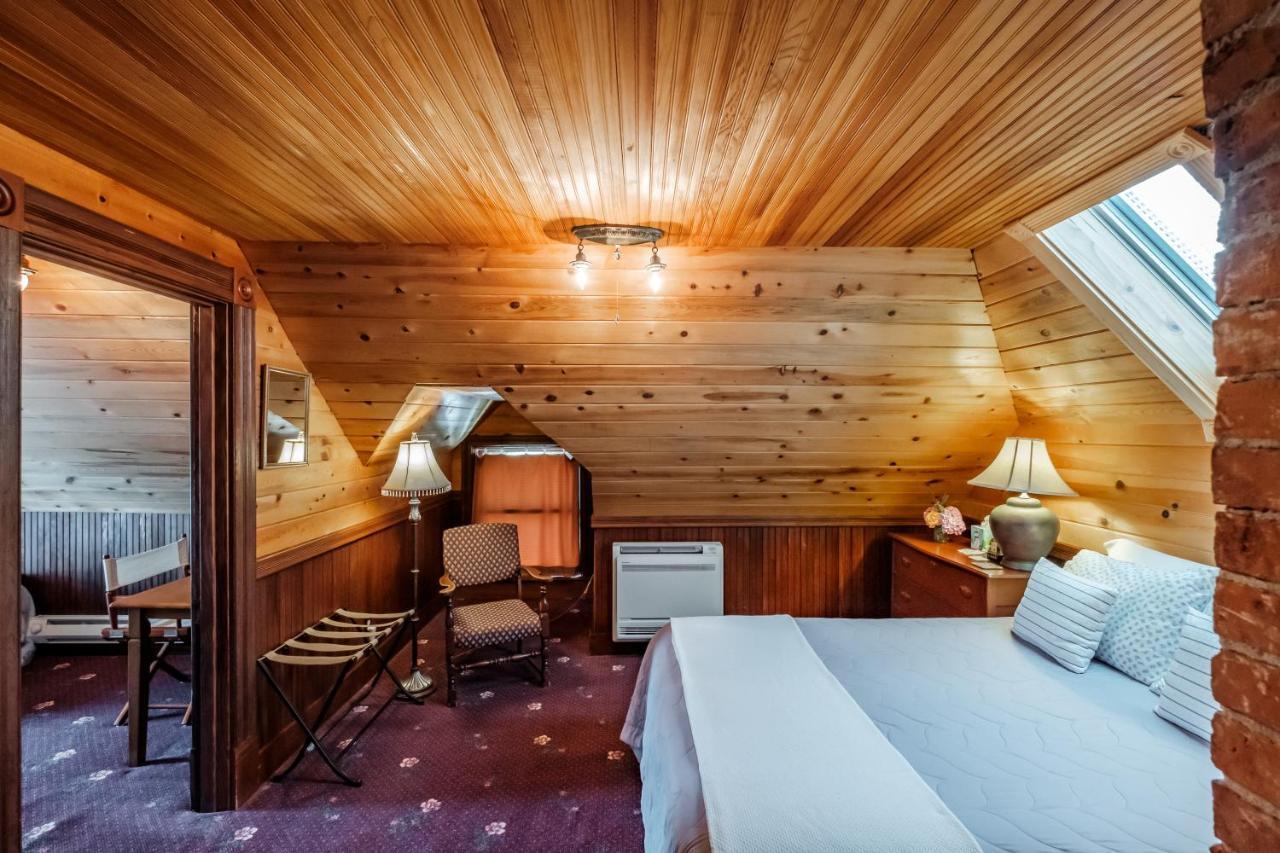 Monmouth Mamere'S Guest House מראה חיצוני תמונה