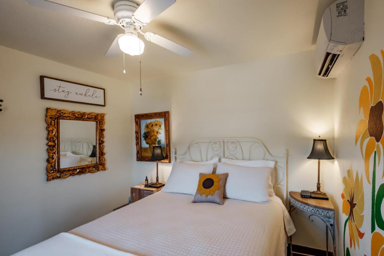 Monmouth Mamere'S Guest House מראה חיצוני תמונה