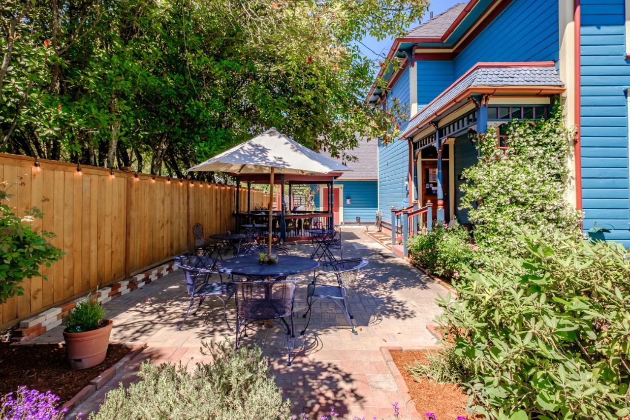 Monmouth Mamere'S Guest House מראה חיצוני תמונה